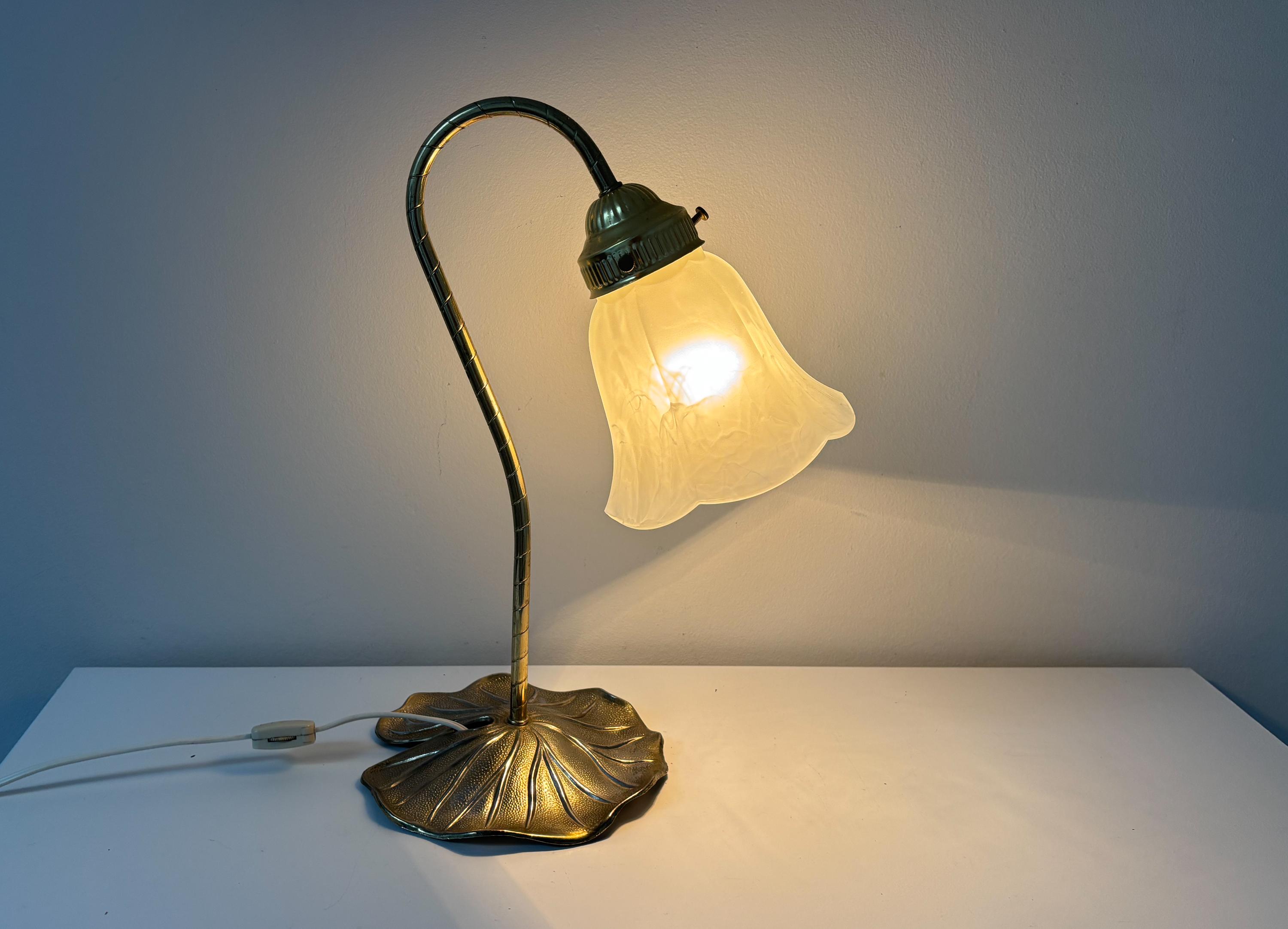 Tiffanys lily lamp - Etsy 日本