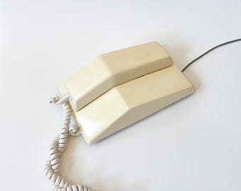 Teléfono MCM “Contempra” con disco giratorio, teléfono de escritorio o de pared vintage Northern Electric en color amarillo mantequilla suave
