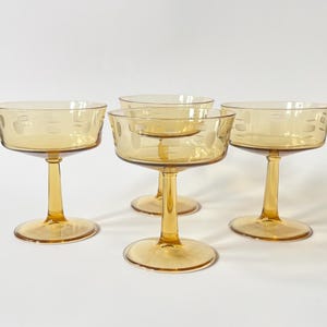 MCM Amber Coupe Glasses w/ Etched Geometric Design & Flared Rim , 4pc Set