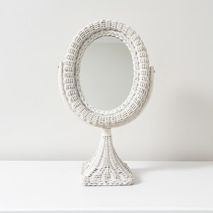 Vtg White Wicker Vanity Mirror Shabby Chic Freestanding Swivelling Oval Makeup Mirror