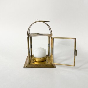 Vtg Brass Hurricane Lantern Small Enclosed Glass Outdoor Candle Lamp w/ Handle