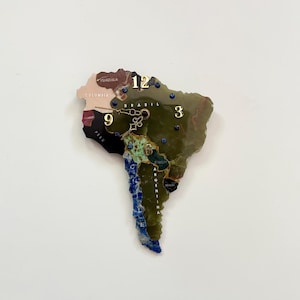 Vtg South America Map Clock Composed of Multicoloured Onyx Pieces
