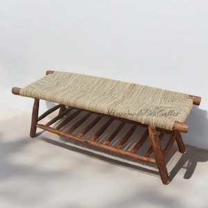 Panca in corda di foglie di palma intrecciate a mano: seduta rustica in legno di eucalipto bohémien