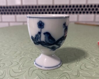 Vintage single egg cup, blue flow transferware, unmarked, blue bird motif, fancy brunch, breakfast for one, treat yourself