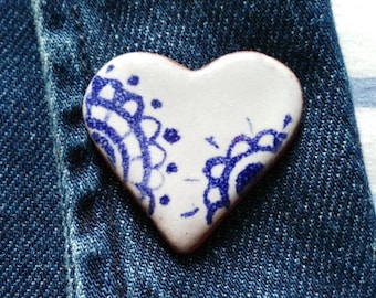 Spread a little happiness; handmade; love heart brooch; BFF; gift for her; ceramic; majolica; rustic; blue and white; hygge; wearble gift