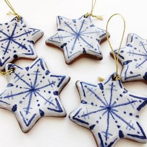 Blue and white Christmas decoration; star; tree ornament; nordic style; rustic; scandinavian hygge.