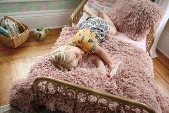 Pink Faux Fur Twin Bedding Girl S Bedroom Blanket Shaggy Etsy