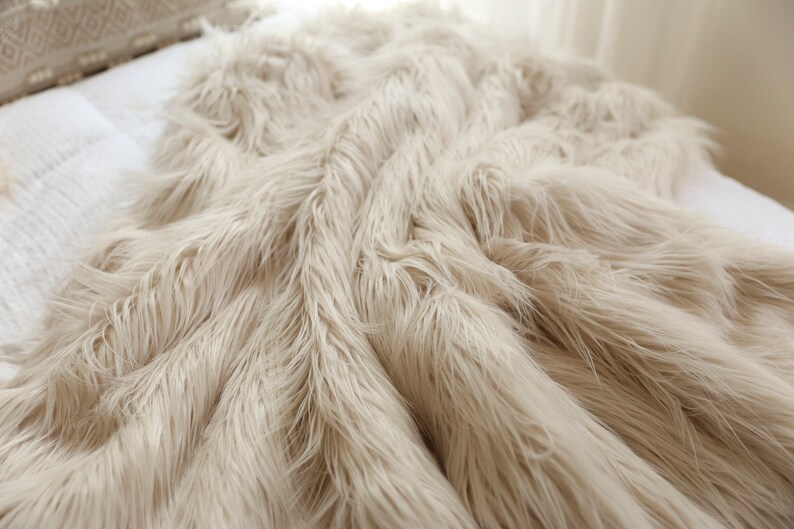 Farmhouse Home Decor Faux Sheekpskin Bedding Weighted Double Sided Fur Ivory Bedroom Accents Cream TWIN Vegan Faux Fur Blanket Comforter