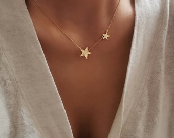 Collier à breloques étoile, collier à super étoile, collier deux étoiles, collier étoiles, collier superposé, cadeau pour elle, bijoux de tous les jours