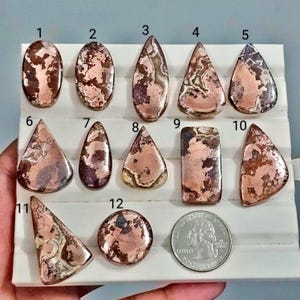 Naturliga inhemska koppardolomitcabochoner | Kopparädelstenar för smyckestillverkning | E2502
