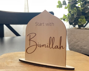 Table decoration Start with Bismillah - Dua for eating - Ramadan decoration - Eid decoration - wooden sign - Islamic decoration - Islamic gift