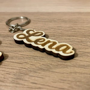 Llavero personalizado con nombre hecho de madera - idea de regalo Día de la Madre Día del Padre esposa marido novia novio llavero