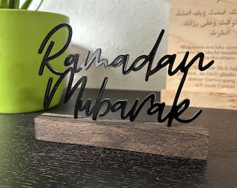 Ramadan Muabrak Display Stand with Ramadan Kareem Lettering Decoration