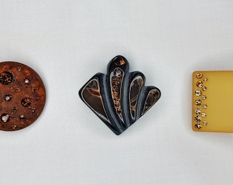 Buttons with crystals for fur coats