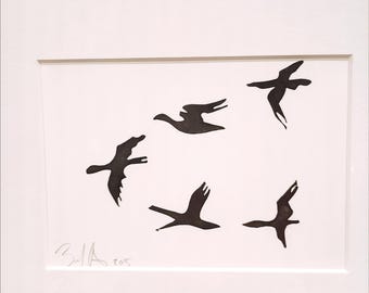 Impresión original en linóleo de bandada de pájaros