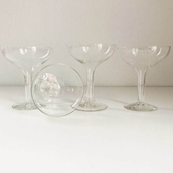 Hollow Stem Crystal Champagne Coupe Glassware, Vintage Deco Style Champagne Glasses, Vintage Glassware, Set of 4 Champagne Glasses