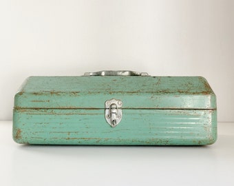 Indestro Mfg Tool Box, 1960's Green Tool Box, Vintage Green Metal Tool Box, Vintage Makeup Box Storage, Mint Green Tool Box