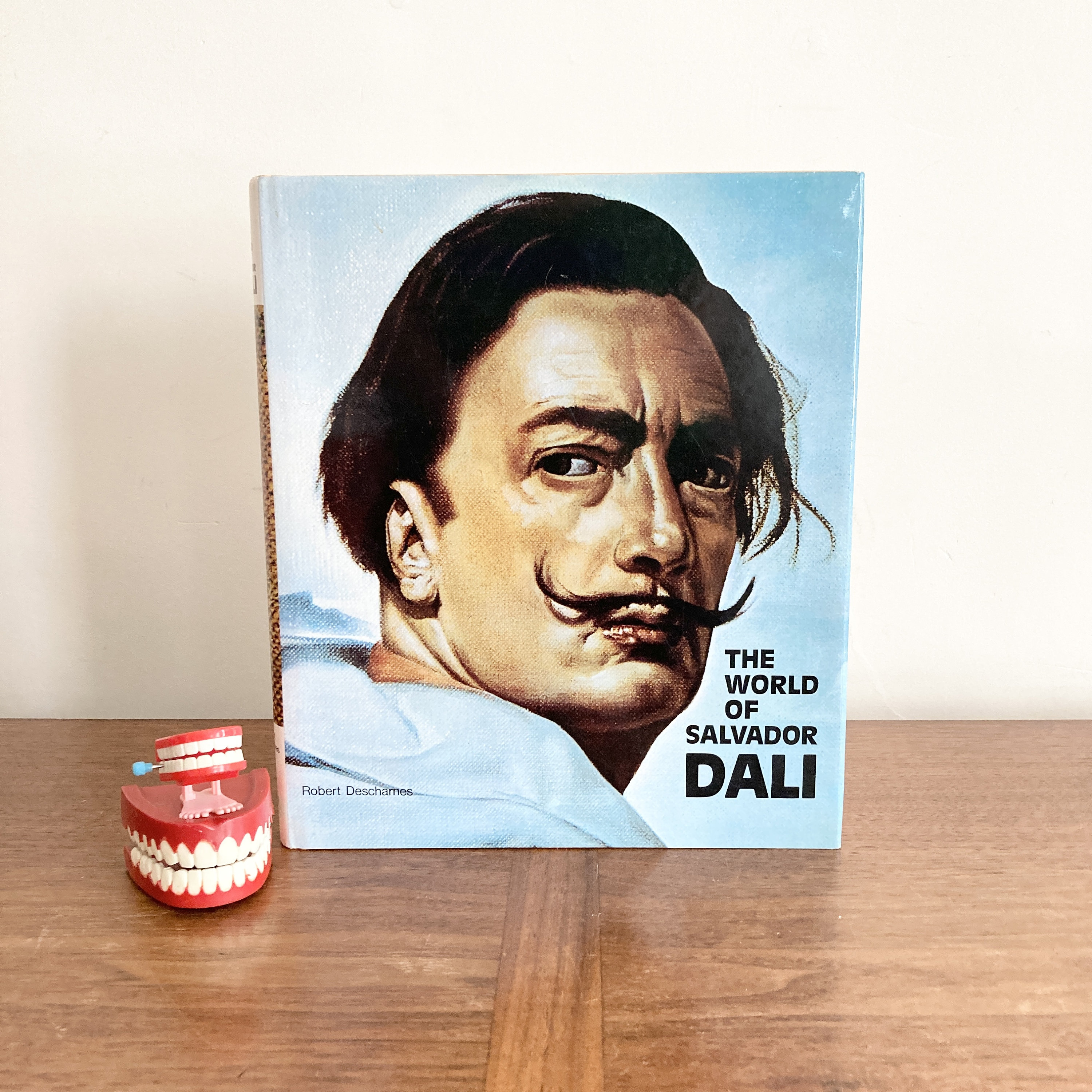 ヴィンテージ サルバドール・ダリ アートブック：1962年初版、シュル