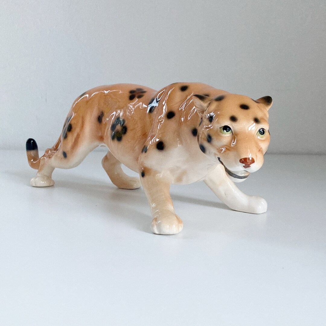 Mann Ceramic Leopard Figurine Vintage Mann 1980 Ceramic Etsy