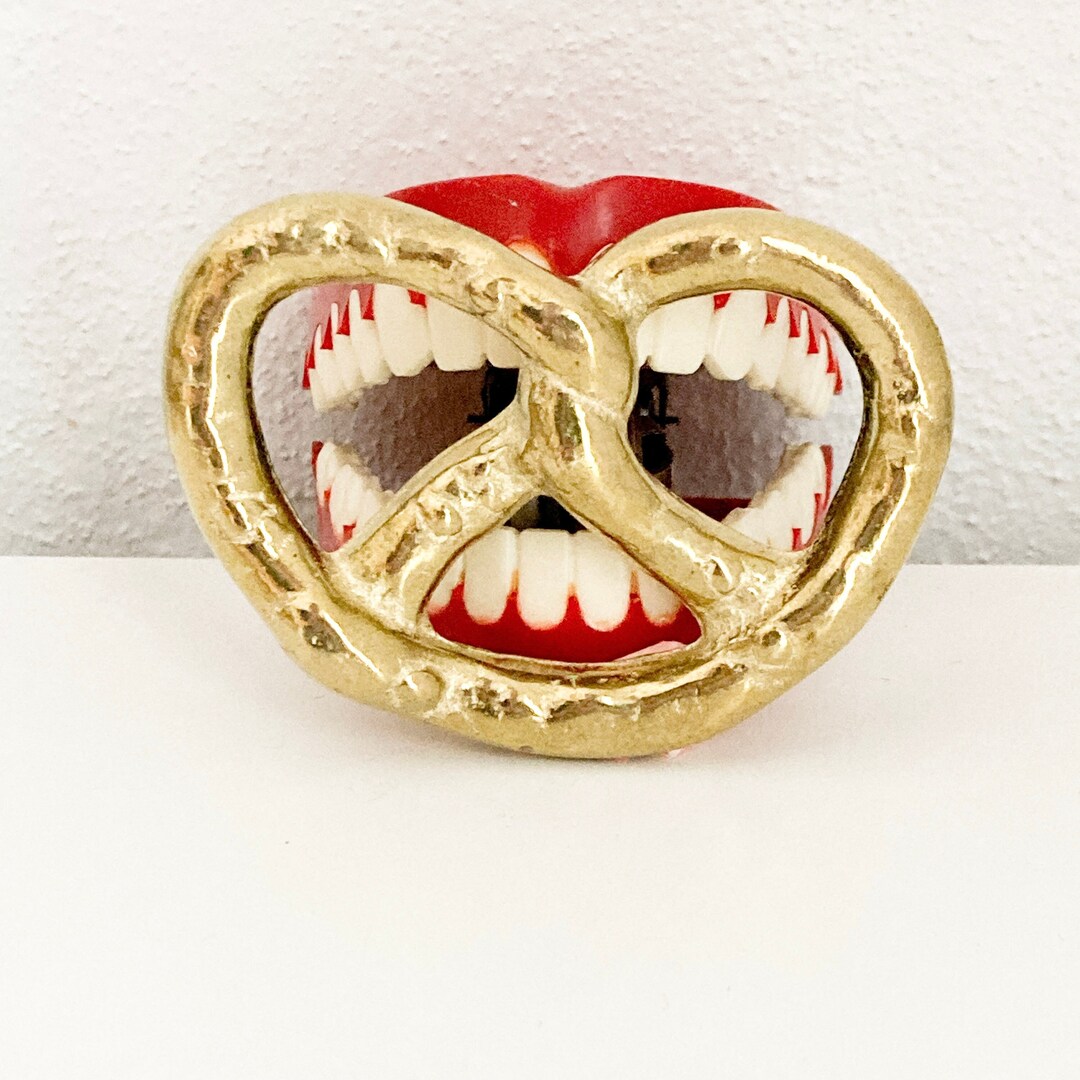 RARE Keebler Brass Pretzel Paperweight Vintage Brass Pretzel Etsy