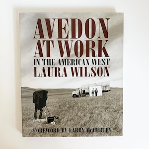 Avedon w pracy: Książka fotograficzna Wilsona zza kulis, wydanie drugie z 2005 r.