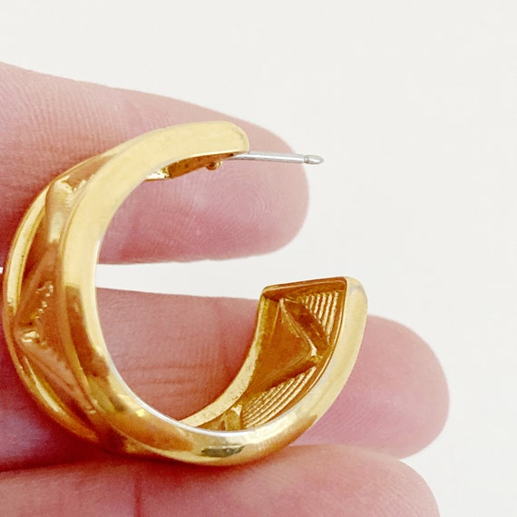 Monet Gold Tone Thick Hoop Earrings, Vintage Gold… - image 5