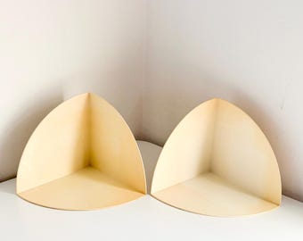 Vintage Kartell Bookends by Giotto Stoppino: 1970s Off-White Plastic Design