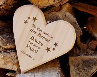 Cadeau de remerciement en forme de cœur en bois pour un anniversaire, orné du motif « Tu es tout simplement le/la meilleur(e) » avec gravure personnalisée, livraison incluse.