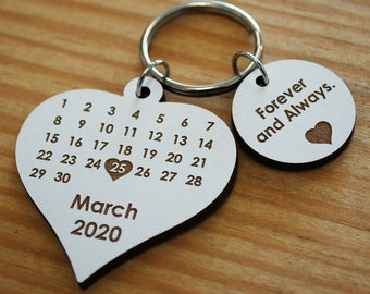 Wedding Day Engagement Anniversary Valentines Day Personalised Special Date Heart Keyring Set