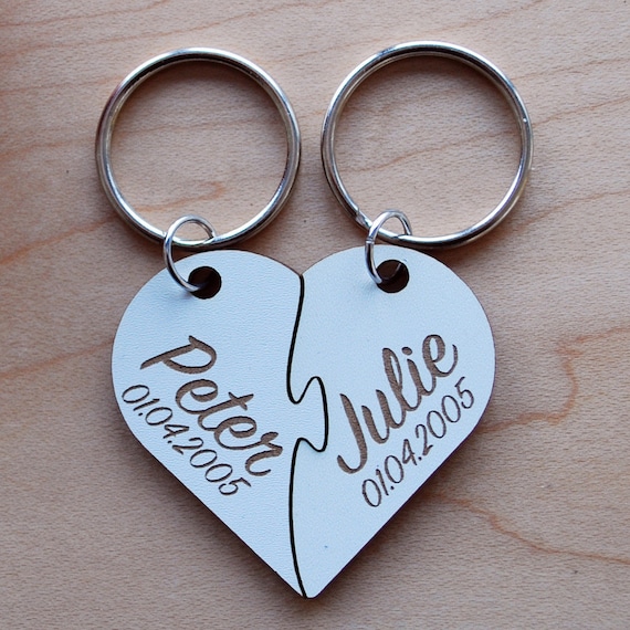 Wedding Day Engagement Anniversary Valentines Day Personalised Special Date Heart Keyring Set