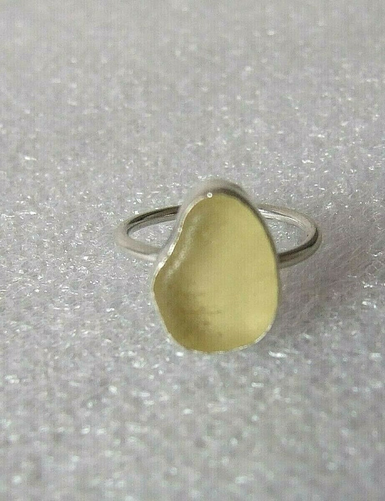 100/% Recycled Ecosilver Sterling Silver Handmade Lemon Yellow Cornish Sea Glass Ring UK Size L Small in Gift Box
