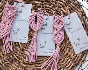 Faveurs de mariage pour les invités - Porte-clés en macramé personnalisé - Favoris tags