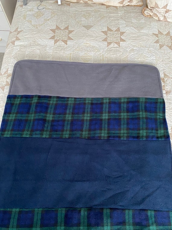 Pet blanket out of double fleece, fleece pet blanket, warm pet blanket, double fleece blanket