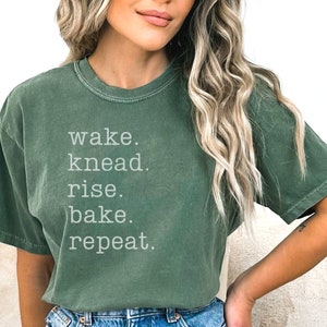 Bread Bakers T-shirt, Sourdough Bakers Shirt, Funny Bread Shirt, Bread Lovers Tee, Baking Lovers Gift, Mother’s Day Gift, Fathers Day Gift