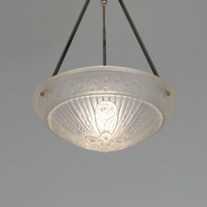 JAMAIN & FRONTISI : French 1930 art deco pendant in nickeled bronze and glass ..... chandelier lamp muller daum degué sabino era 1925 France