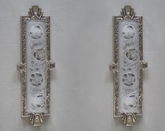 DEGUÉ : a pair of French 1930 Art Deco wall sconces . nickeled bronze and pressed glass ......... lamp 1925 daum era muller schneider France