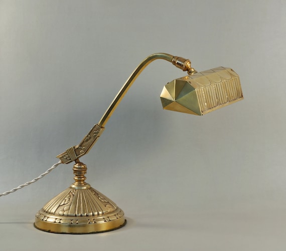 Art deco desk lamp discount