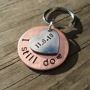 Cute I STILL DO Hand Stamped Keyring Husband Wife Gifts For Men Her 8th Bronze Wedding Anniversary Heart Personalised 8 Years Keychain Love