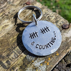 Tally Mark 10 Years And Counting Alumnium 10th Wedding Anniversary Gifts Personalised Gift Husband Wife Keychain Love Couple Tin Handmade