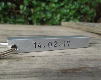 Special Day PERSONALISED DATE Silver BAR Keyring Special Keepsake Gifts For Him Her Men Anniversary Husband Memorial Keychain Baptism Birth