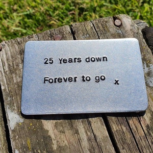 25 lat w dół Forever To Go Portfel Wkład Rocznicowy Prezent dla Mężczyzn Dla Niego Dla Jej Żony Męża 25. Ślub Spersonalizowana Miłość Srebrna Metalowa Karta