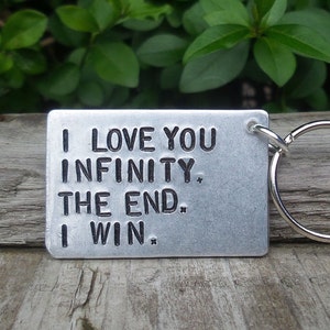 Kocham Cię INFINITY The End I Win Brelok na Dzień Matki Uroczy Zabawny Brelok na Chłopaka i Dziewczynę Rocznica Spersonalizowane Prezenty Urodzinowe