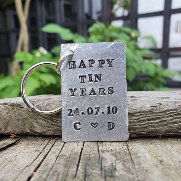 HAPPY TIN YEARS 10 Year Wedding Anniversary 10th Gifts Keyring Gift for Men Him Her Wife Husband Key Ring Keychain Love Personalised Gifts