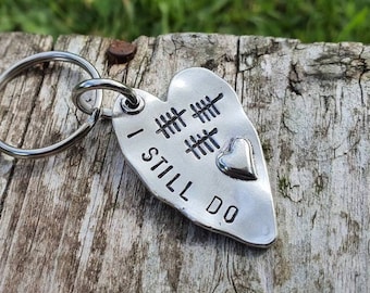 TALLY MARK 15 YEARS 15th Year Wedding Anniversary Gifts For Him Her Mum And Dad Personalised Wife Keychain Love Husband I Still Do Heart