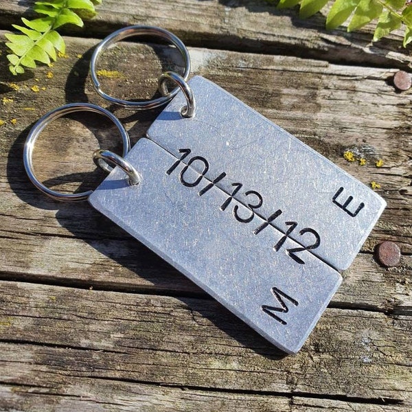 Secret Message 10th Wedding Anniversary Gifts For Him Her PERSONALISED Initials Husband Wife Keychains Aluminium Keyrings Set Tin Key Ring