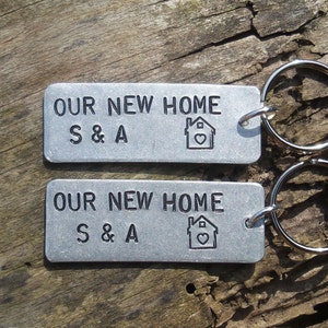 Personalised OUR NEW HOME Set Of 2 Silver Key Fobs Keyrings Gifts For Men Women Wife Husband New House Flat Appartment Love First Home Gifts image 1