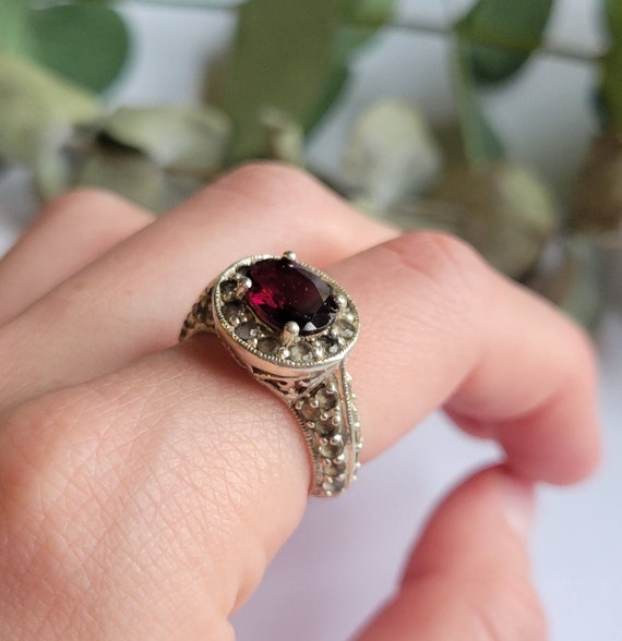 Vintage Sterling Silver Garnet Ring - image 9