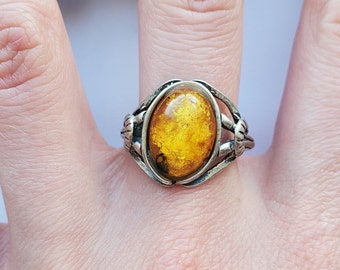 Vintage Sterling Oval Amber Ring