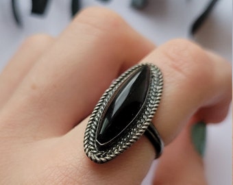 Vintage Sterling Silver Cabochon Onyx Ring