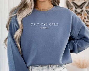 Sweat minimaliste d'infirmière de soins intensifs, sweat-shirt de soins intensifs, pull de soins intensifs, chemise de soins intensifs, chemises d'infirmière, cadeau pour infirmière, cadeau d'infirmière